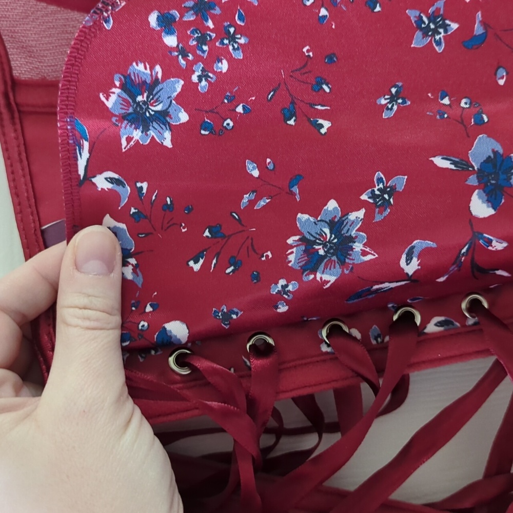 Adore Me Red Floral Satin Lace Corset - Picture 5 of 5